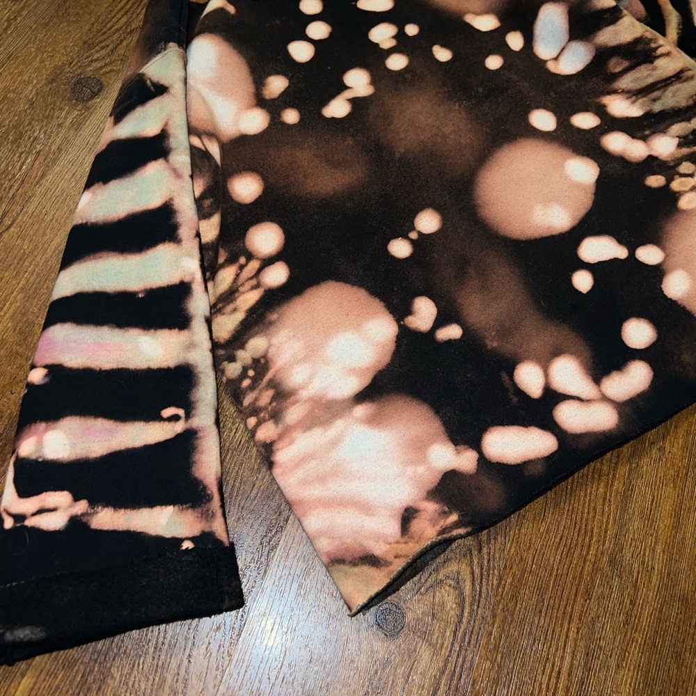 Black Tie Dye Scoop Neck Upcycled Long Sleeve Cropped Pullover Size M - Picture 10 of 11